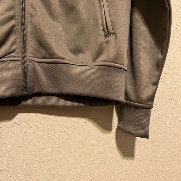 Bench gray jacket - Picture 8 of 8